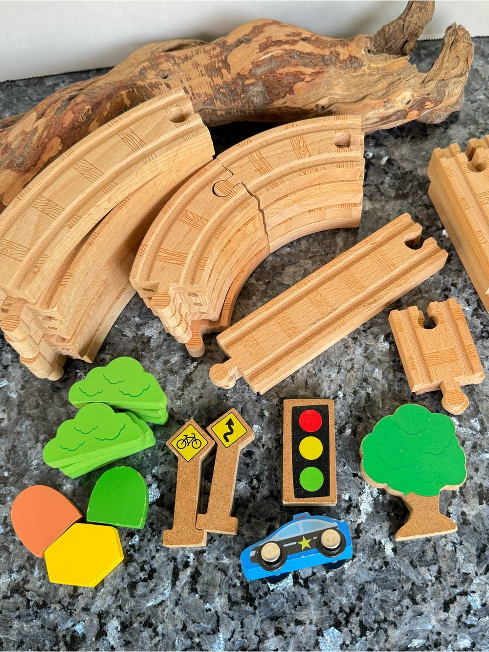 Thomas Wooden Railway Straights & Curves Track With Accessories 39 Piece Lot
